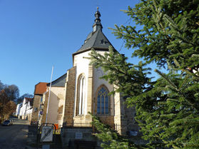 Abbau des Gerüstes an der Südseite (Foto: Karl-Franz Thiede)